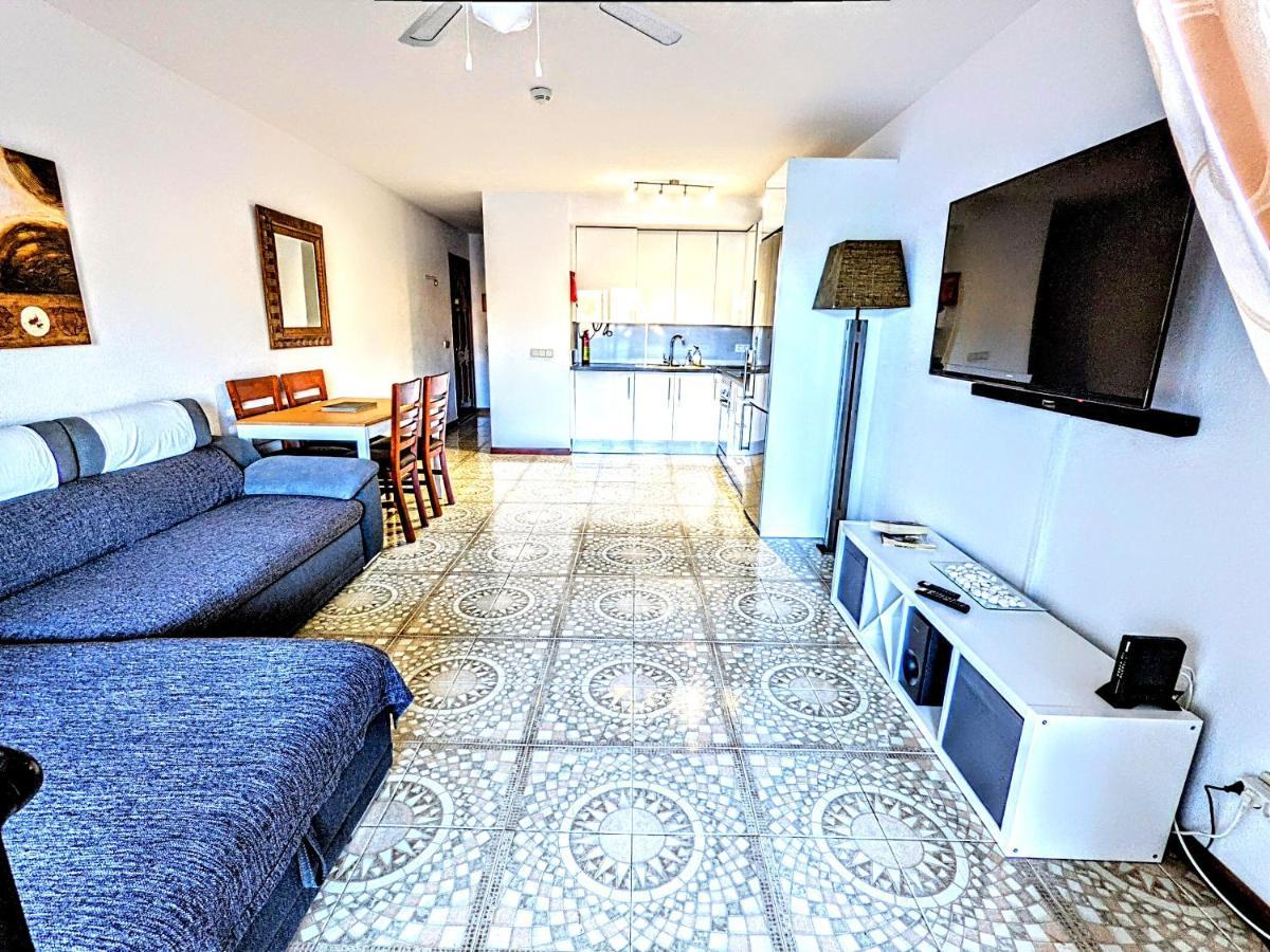 Luxury Newly Refurbished Modern Apartment With Stunning Mountain Views - Xmas And Ny 2025-2026 Now Booking San Miguel de Abona Exterior photo